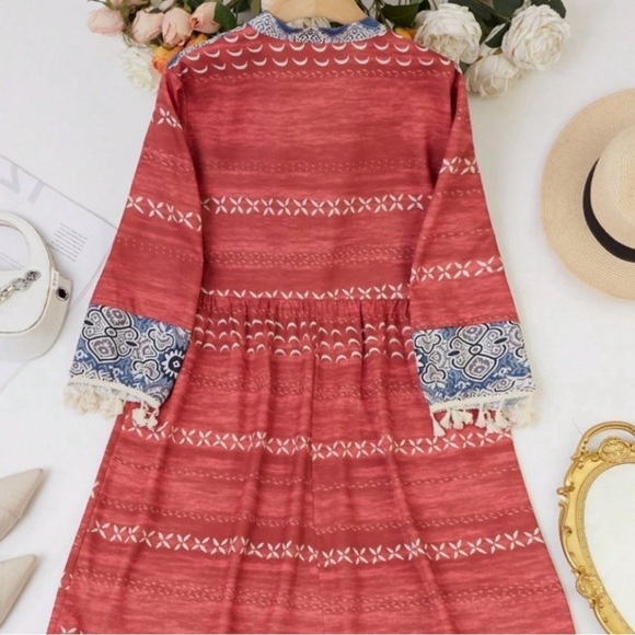 Red Casual Woman’s Floral Printed Patchwork Tassel Dress - Picture 3 of 11